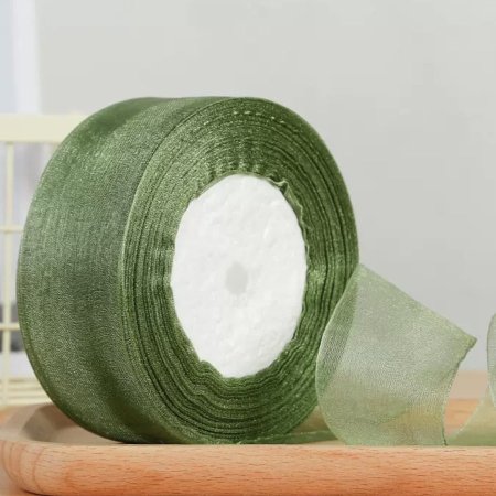 اخضر زيتوني