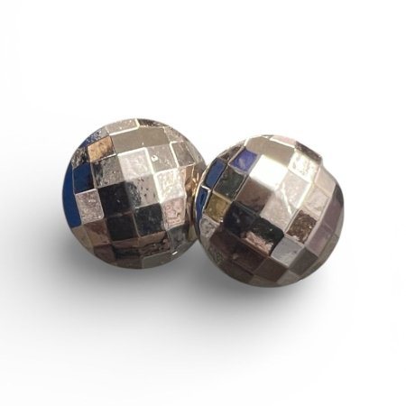 زر ملابس -مربعات