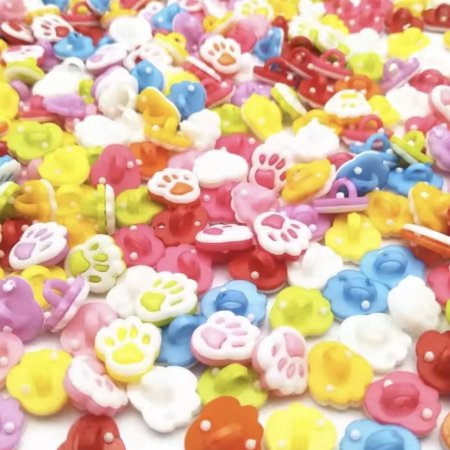 زر ملابس أطفال ملون-كف يد